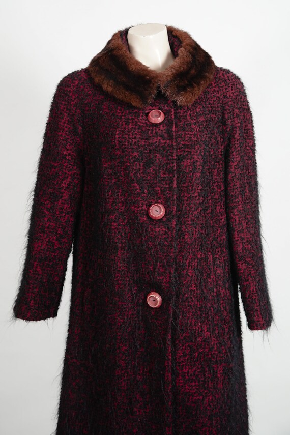 1960s Fuchsia and Black Mohair Swing Coat / Up to… - image 3