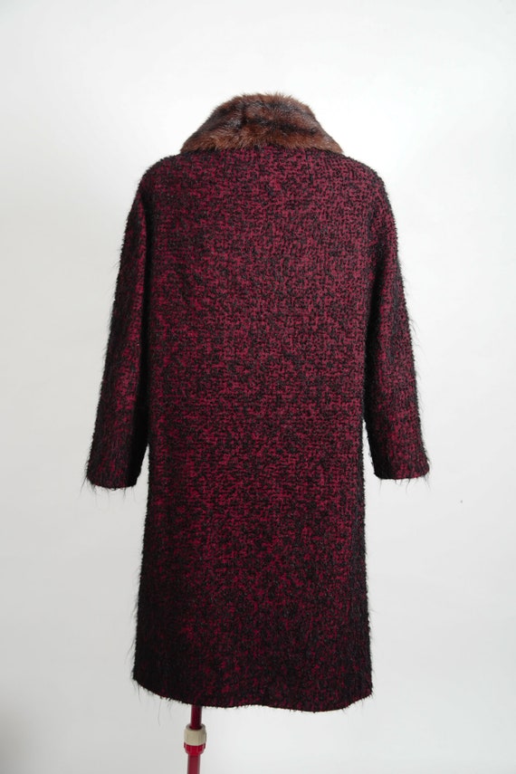 1960s Fuchsia and Black Mohair Swing Coat / Up to… - image 8