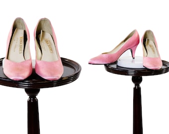 1960s Pink Satin Heels / 60s Pastel Pink Pumps / Stilettos