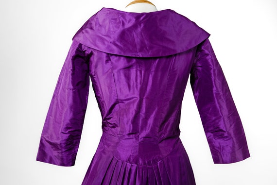 1950s REMBRANDT Royal Purple Silk Dress with Dram… - image 8