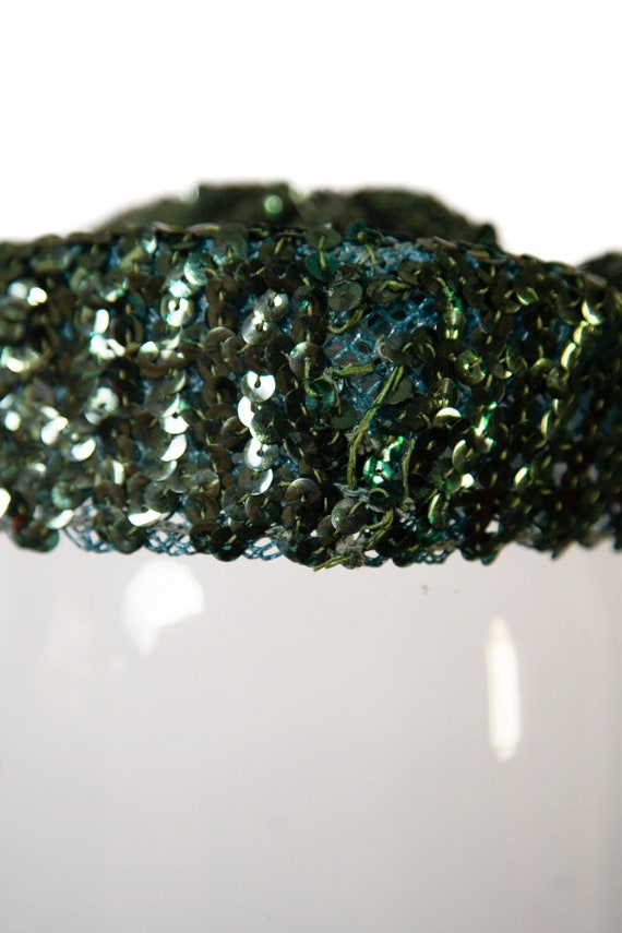 1950s / 1960s Green Sequin Pillbox Mini Hat with … - image 7