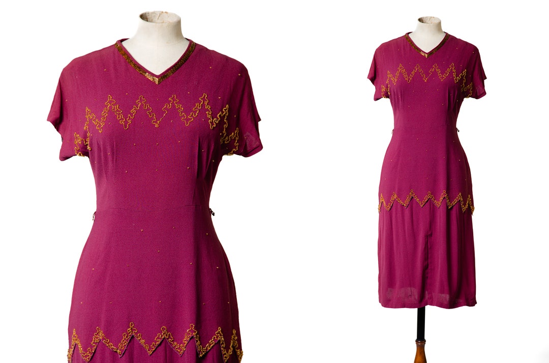 1940s Fuchsia and Gold Beaded Crepe Dress With Zig Zag Peplum / Waist