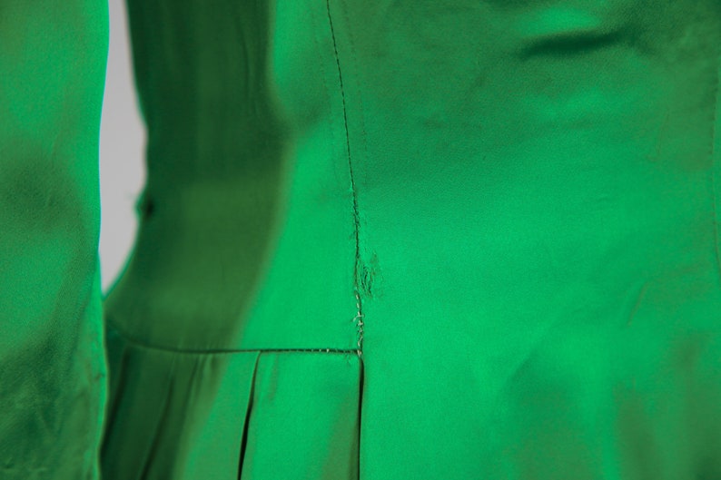 1950s SUZY PERETTE Green Satin drop waist dress / 29 Waist image 7