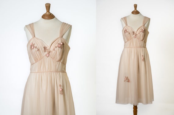 1950s / 1960s Pink / Brown Nightgown with Floral … - image 1