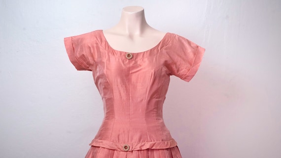 1950's Coral Dropped Waist Full Skirt Dress With Buttons - Etsy Canada
