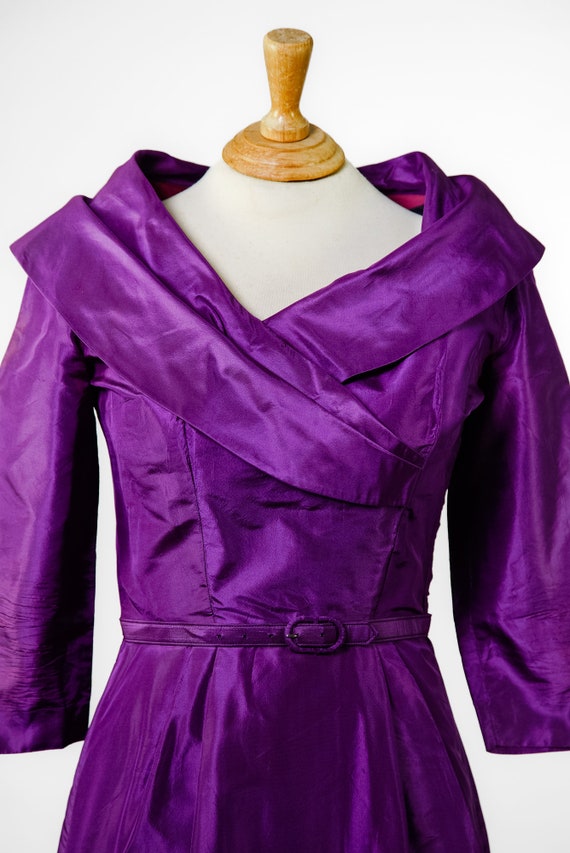 1950s REMBRANDT Royal Purple Silk Dress with Dram… - image 3