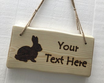 Fait à la main en bois flotté rustique/Style de ferme personnalisé en bois lapin lapin nom d'animal de compagnie enfants chambre d'enfant porte signe Plaque 20 cm x 10 cm