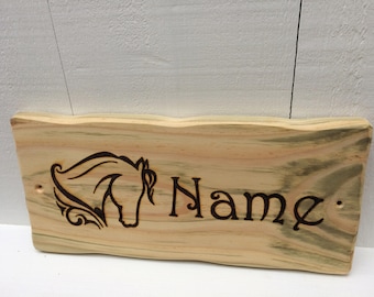 Handmade Rustic Driftwood/Farmhouse Style Indoor/Outdoor Personalised Wooden Horse Name Stable Stall Door Sign Plaque 32cm x 15cm - Design 4