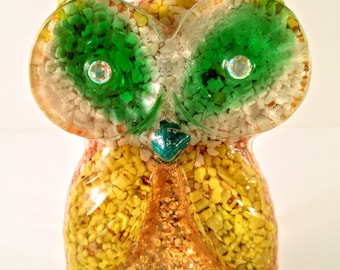 Retro Owl Napkin or Letter Holder. Lucite Acrylic with Gold Glitter, Green, White & Yellow Colored Gravel and Rhinestone Eyes. Office Decor.