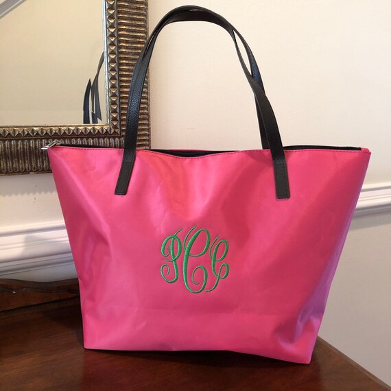 pink totes