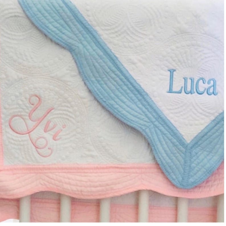 Manta bordada de recuerdo de bautizo, regalo de bautizo personalizado para bebé niño o niña. imagen 3