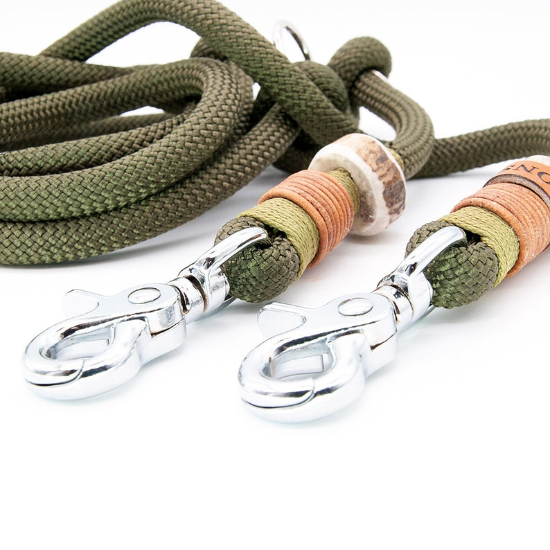 Dog leash Rope Lead Ø10mm 3-way adjustable with elegant stag horn Green Carabiner in Silver image 2