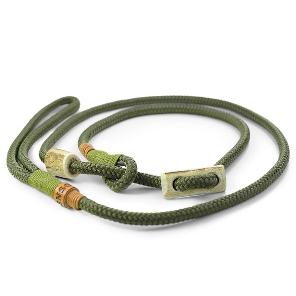 Retrieverleine / Moxon lijn in olijfgroen | robuuste hondenriem gemaakt van touw met geïntegreerde hals | 8 mm | De treineinde van de hoorn