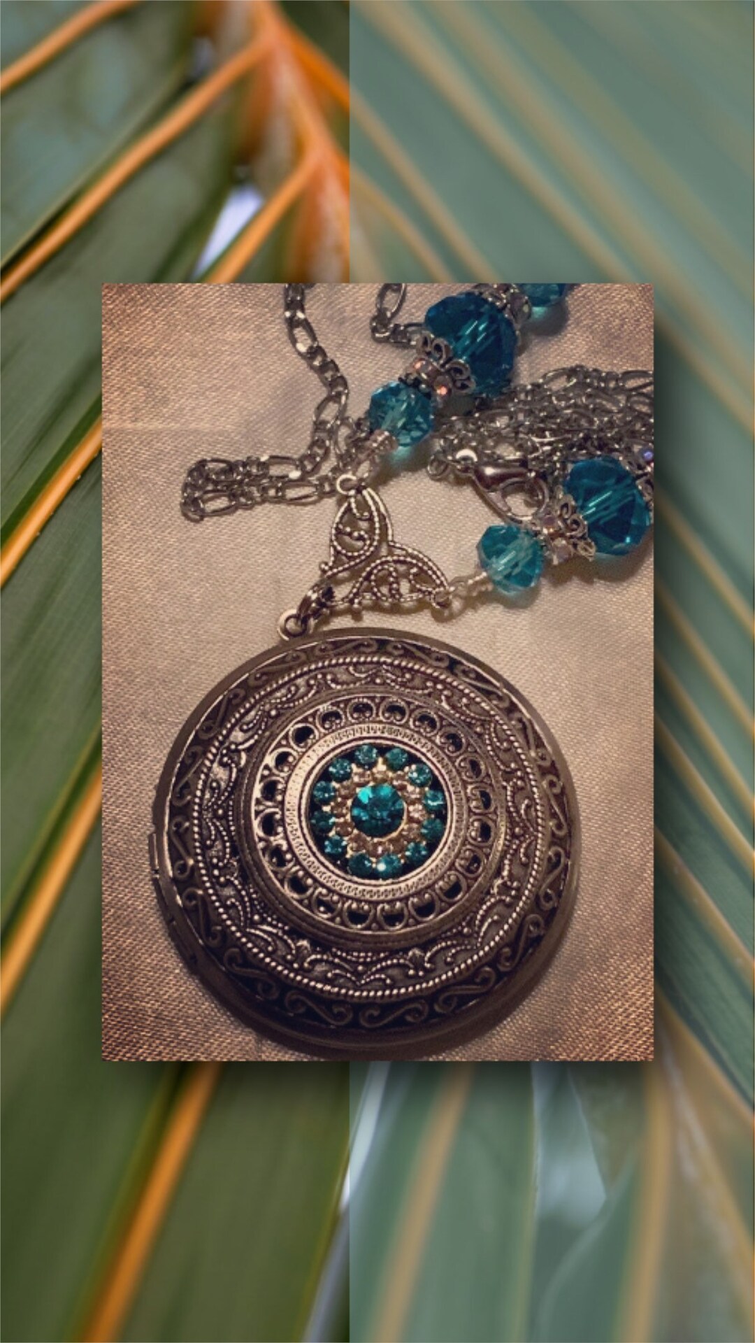 Photo Locket, Victorian Locket, Vintage Photo Locket, Peacock Beads