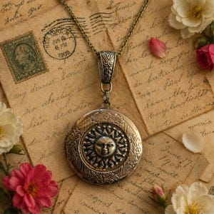 Sun Photo Locket Necklace - Silver Tone - 24 Inch Chain