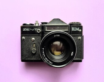 ZENIT EM vintage SLR 35 mm film camera