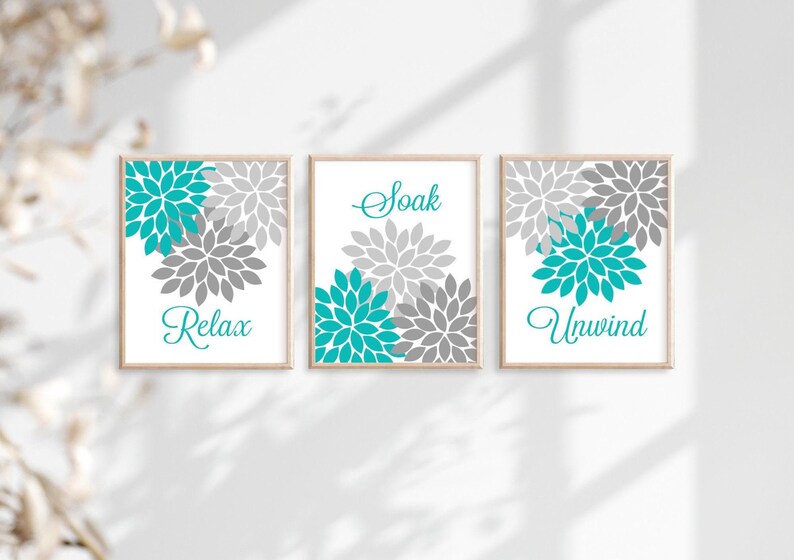 Purple Flower Bathroom Wall Art, Purple Flower Bathroom Decor Prints or Canvas Relax Soak Unwind Quote, Purple Bathroom Quotes, Set of 3 bild 2