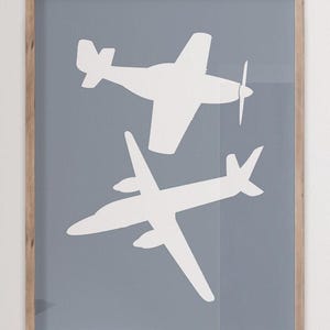Láminas de arte de avión neutrales para guardería, decoración de pared de avión para bebé niño, guardería de aviación, juego de 3 impresiones o lienzos de aviones para niño pequeño. imagen 3