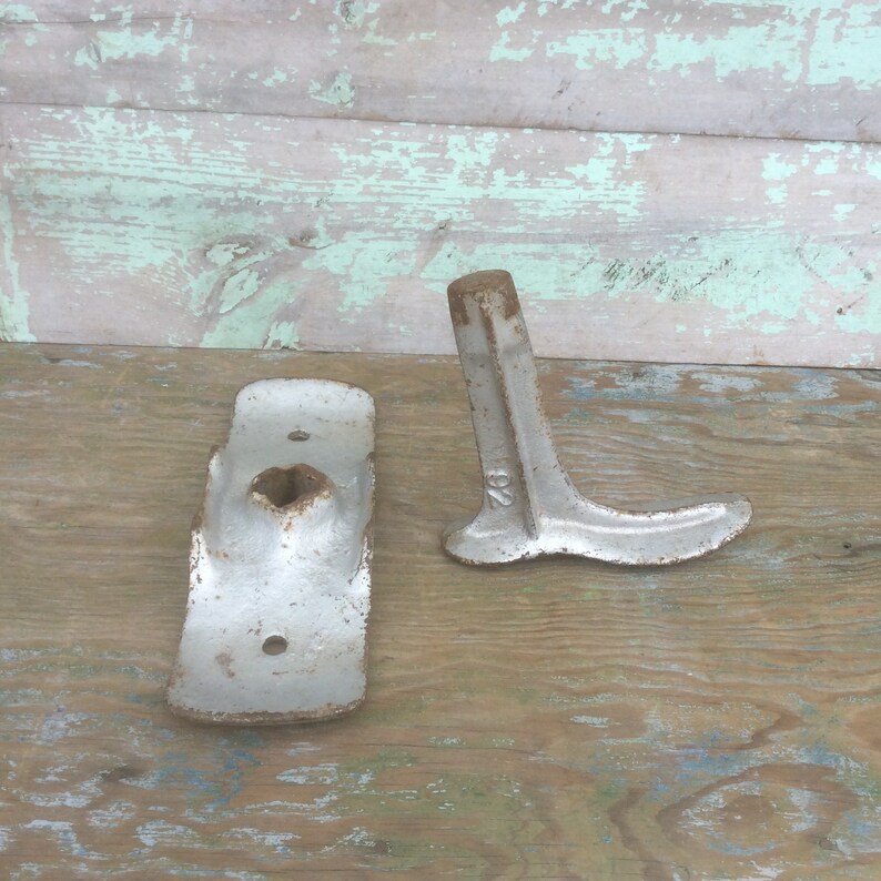 Vintage Silver Heavy Metal 2 Piece Children�s Cobbler Shoe