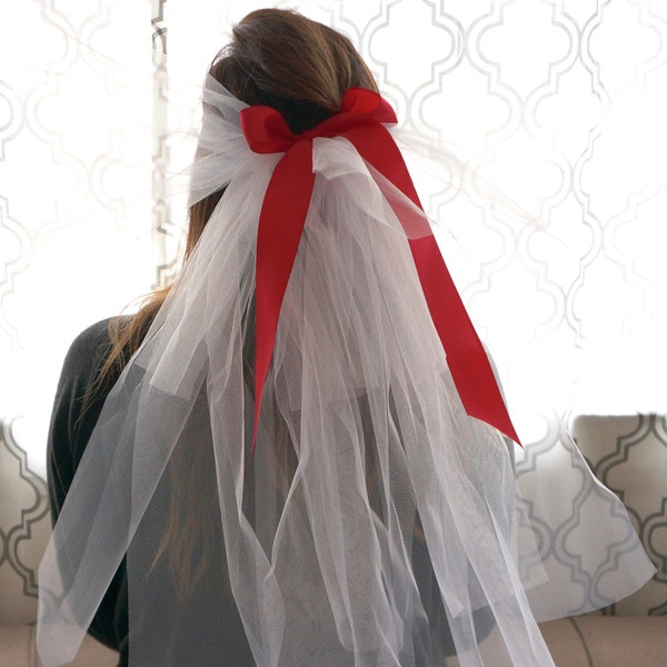 Bachelorette Veil Clip - Stagette Veil Clip - Red and White Stagette