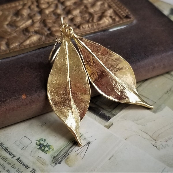 Gold leaf earrings, Leaf earrings, Dangling earrings, Gold leaf earrings, Earrings gift, Everyday earrings, Minimalist Earrings