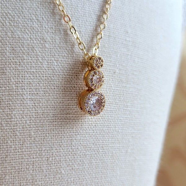 Dainty necklace with trio CZ pendant, CZ pendant gold necklace, Layering necklace Cubic zirconia pendant, Necklace gift, Diamond CZ necklace