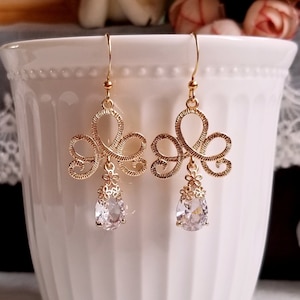Cubic zirconia  and gold filigree earrings, Wedding bridal earrings, Classic gold chandelier earrings gift, Gold lace earrings