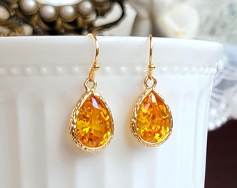 Gold drop earrings, Golden crystal earrings, Gold crystal earrings, Bridal earrings, Crystals and gold earrings