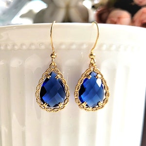 Blue drop earrings, Royal blue crystal earrings, Sapphire drop bridal earrings, Something blue, Wedding earrings, Blue earrings gift