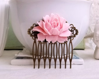 Bébé rose rose peigne rustique peigne nuptial Fleur de mariage peigne Shabby chic fleur bijoux Bridesmaid comb