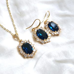 gold jewelry for navy dress Jewelry to Wear with a Blue Dress
