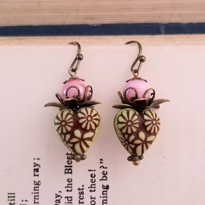 Pink Czech glass earrings, Heart beads earrings, Olive Green Earrings, Boho chic earrings, Shabby Chic Earrings, Earrings Gift