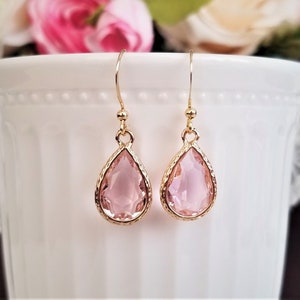 Pink drop earrings Pink crystal earrings Bridal earrings Crystals and gold earrings Wedding earrings Pink and gold earrings Gift for her zdjęcie 4