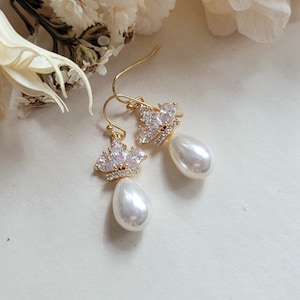 Perlentropfen Ohrringe für Braut CZ und Perlenohrringe Perlenhochzeitsschmuckset Classy Krone Ohrringe Gold und Perlenohrringe Antik inspiriert