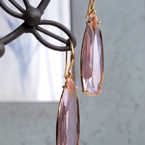 Pink drop earrings, Long teardrop earrings, Teardrop crystal dangling earrings, Bridal earrings, Golden earrings, Pink earrings