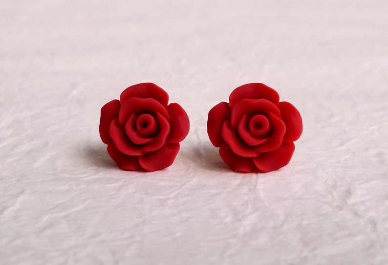 red floral earrings