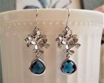 Cluster flower earrings, Blue crystal earrings, Silver and blue Earrings, Bridal Earrings, Something blue jewelry, Blue drop earrings