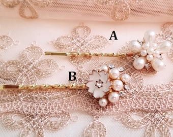 Pearl bobby hair pin Wedding hair pin Bridesmaid hair pin Golden hair pin