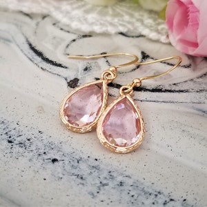 Pink drop earrings Pink crystal earrings Bridal earrings Crystals and gold earrings Wedding earrings Pink and gold earrings Gift for her zdjęcie 3