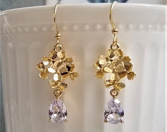 Cluster flower earrings, Clear teardrop crystal earrings, Gold and crystal Earrings, Gold floral earrings, Bridal Earrings