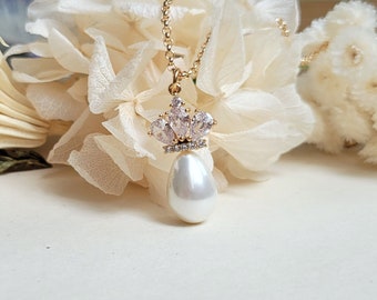 Pearl pendant necklace for bride CZ pearl classy necklace Pearl wedding jewelry set Crown pendant Gold and pearl necklace Antique inspired