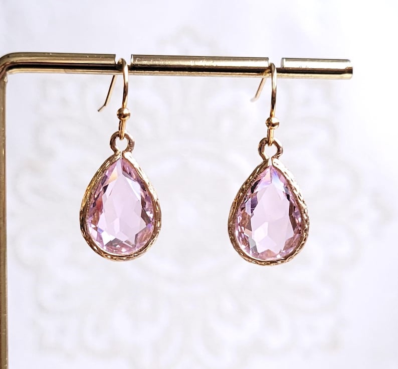 Pink drop earrings Pink crystal earrings Bridal earrings Crystals and gold earrings Wedding earrings Pink and gold earrings Gift for her zdjęcie 1