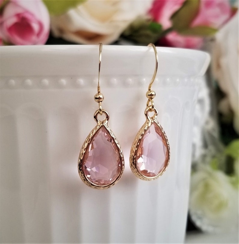 Pink drop earrings Pink crystal earrings Bridal earrings Crystals and gold earrings Wedding earrings Pink and gold earrings Gift for her zdjęcie 7