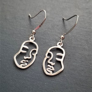 Silver face earrings, Face Earrings, Hollow Earrings, Picasso Face Earrings, Abstract earrings, Small face earrings, Minimal earrings