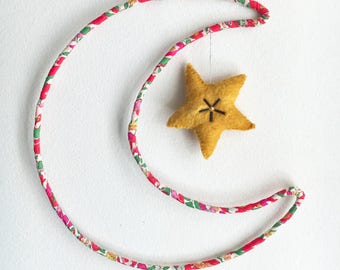 moon and star wall hanging