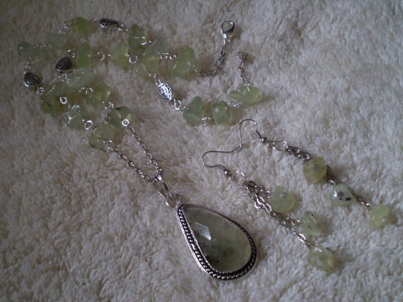 Prehnite Natural Antique Silver Necklace & Earrings Set image 1