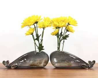 whale vase / bud vase / grey whale / one whale