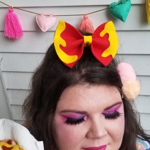 Ketchup and Mustard BBQ Bow