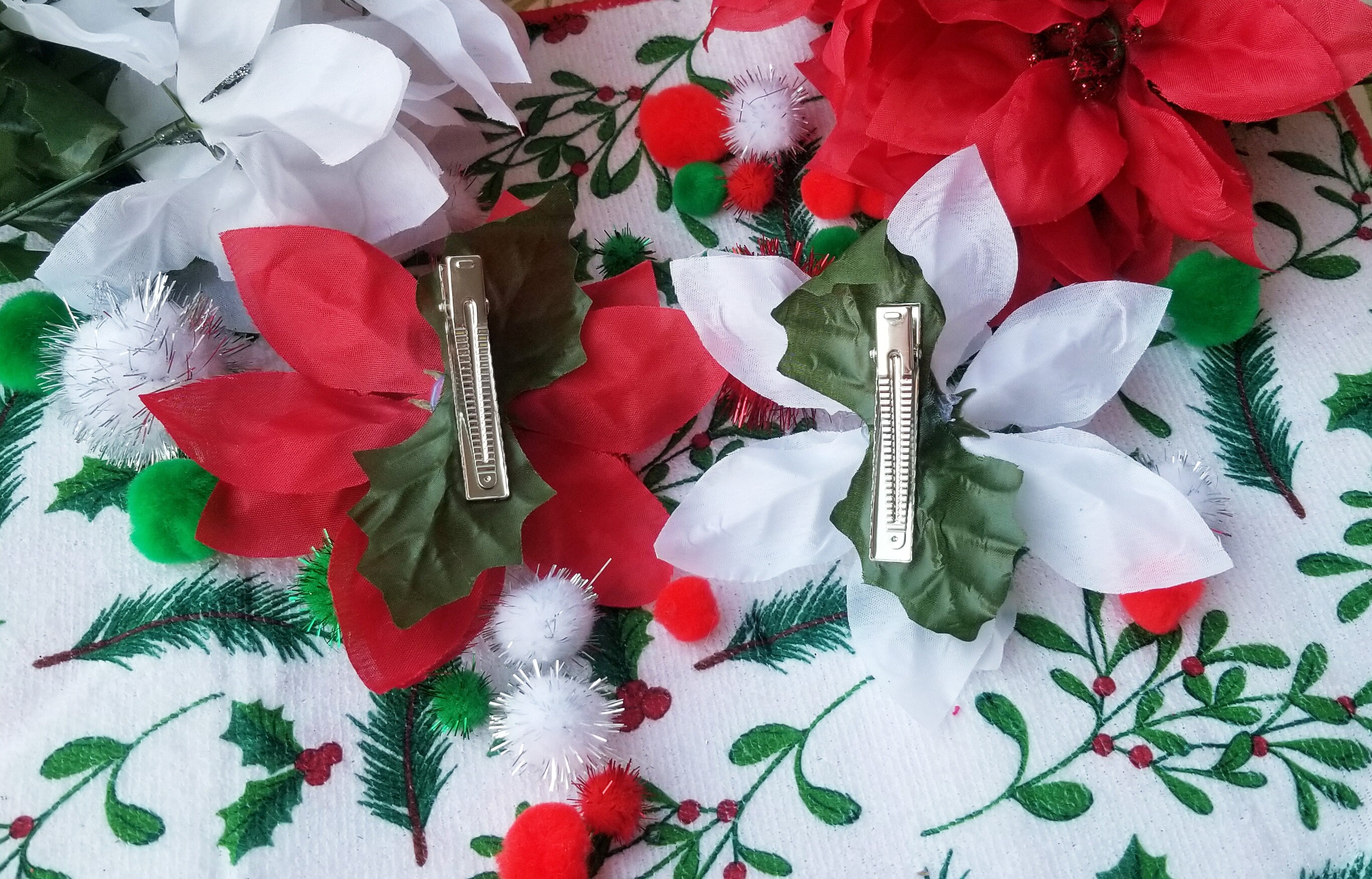 Red and White Poinsettia Holiday Hair Clips - Etsy display picture 2