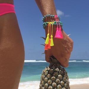 Neon Summer Bracelet, Tassel Friendship Bracelets, Mini Tassel, Hot Pink Tassel, Tassel Bracelet, Bulk Tassel Jewelry, Knotted Mala Bracelet